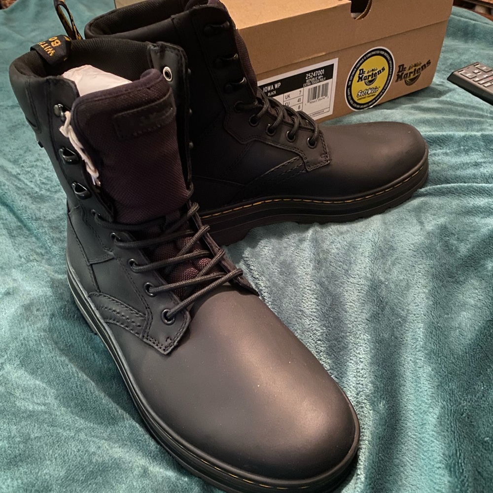 Doc Martens size 9  BLACK Work Boots